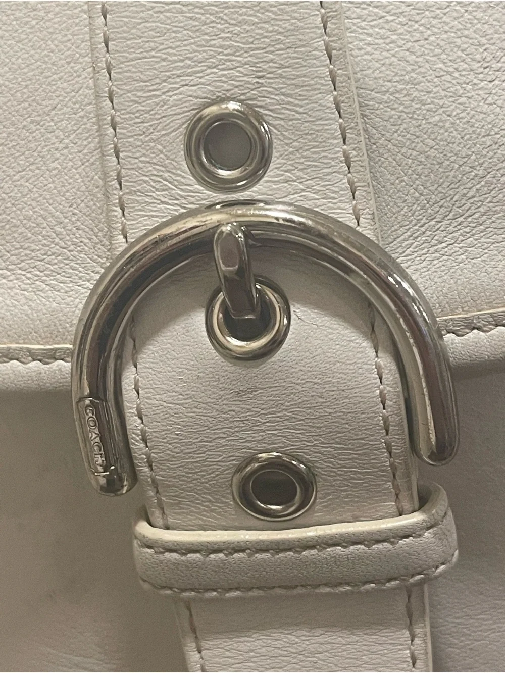 Y2k Coach SoHo Ivory swingpack Leather Crossbody Bag 🍒needs cleaning